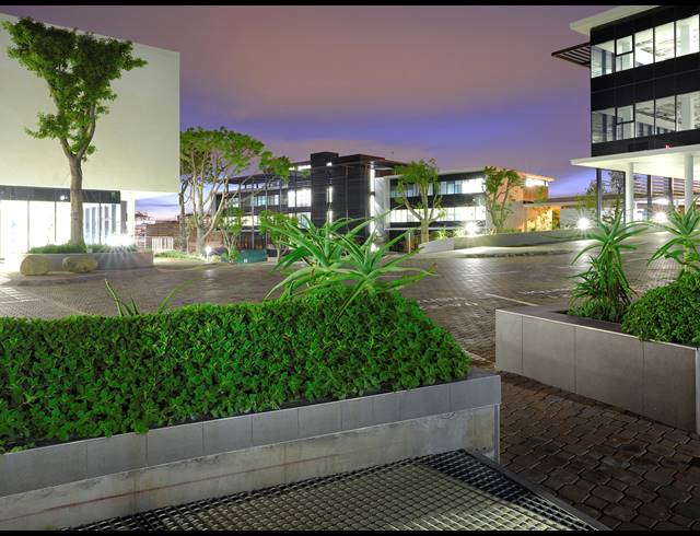 4,456M² OFFICE TO LET IN BRYANSTON
